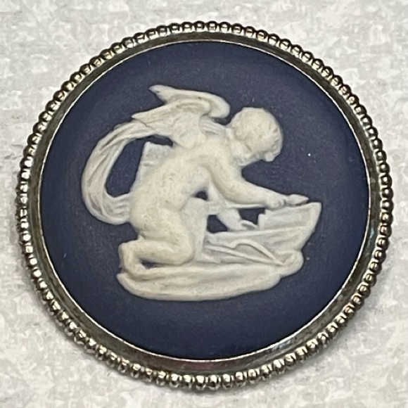 # SOLD# STERLING VTGVictorian Cameo Cupid Wedgwood Brooch Jasper Ware Pin - Picture 2 of 9